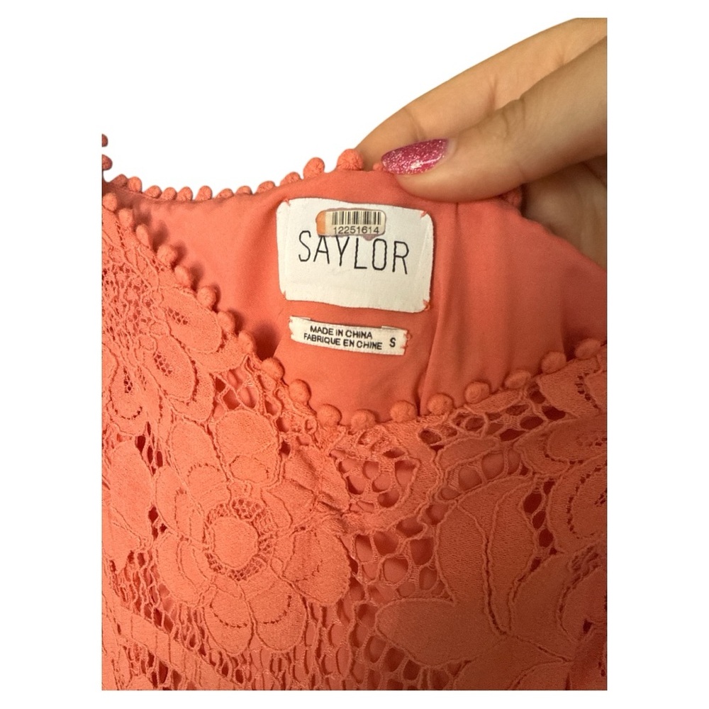 EUC SAYLOR Louisa Midi Dress in Coral Lace size Small - Picture 4 of 8